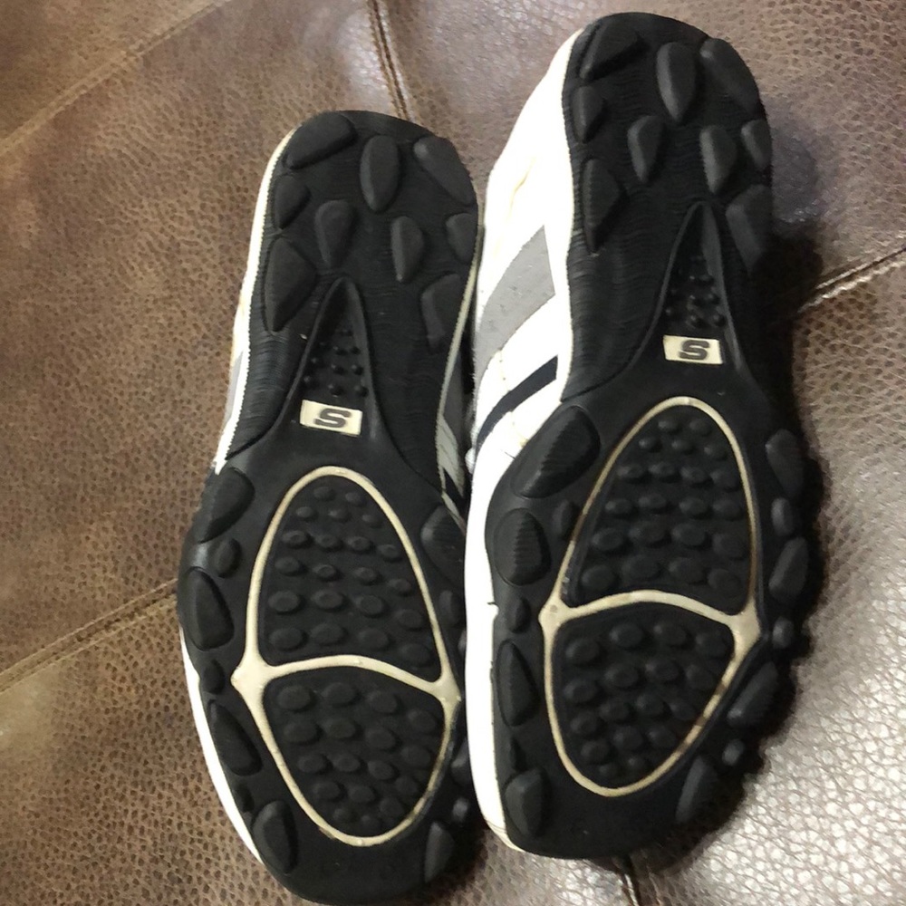 Shoe - Picture 3 of 7